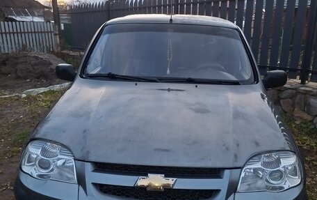 Chevrolet Niva I рестайлинг, 2009 год, 390 000 рублей, 5 фотография