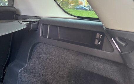 Land Rover Discovery Sport I рестайлинг, 2017 год, 2 440 000 рублей, 11 фотография