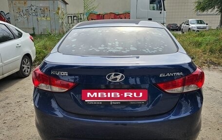 Hyundai Elantra V, 2012 год, 800 000 рублей, 4 фотография