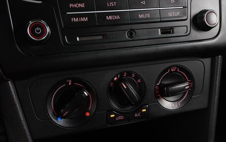 Volkswagen Polo VI (EU Market), 2017 год, 1 179 000 рублей, 13 фотография