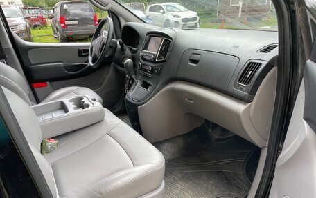 Hyundai Grand Starex Grand Starex I рестайлинг 2, 2019 год, 3 800 000 рублей, 4 фотография
