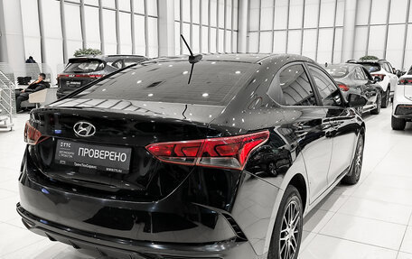 Hyundai Solaris II рестайлинг, 2021 год, 1 350 000 рублей, 6 фотография