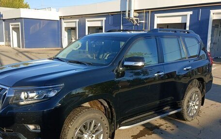 Toyota Land Cruiser Prado 150 рестайлинг 2, 2020 год, 5 500 000 рублей, 1 фотография