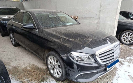 Mercedes-Benz E-Класс, 2018 год, 1 960 500 рублей, 2 фотография