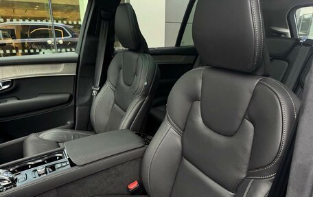 Volvo XC90 II рестайлинг, 2025 год, 14 250 000 рублей, 15 фотография