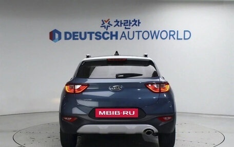 KIA Stonic, 2019 год, 1 512 000 рублей, 4 фотография