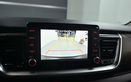 KIA Stonic, 2019 год, 1 512 000 рублей, 12 фотография