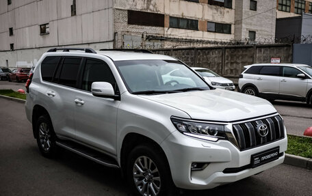Toyota Land Cruiser Prado 150 рестайлинг 2, 2019 год, 5 490 000 рублей, 3 фотография
