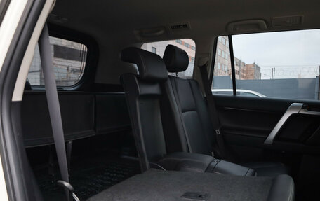 Toyota Land Cruiser Prado 150 рестайлинг 2, 2019 год, 5 490 000 рублей, 14 фотография