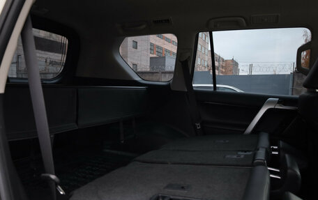 Toyota Land Cruiser Prado 150 рестайлинг 2, 2019 год, 5 490 000 рублей, 15 фотография