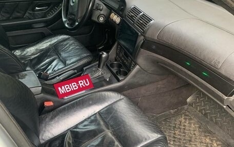 BMW 5 серия, 2000 год, 500 000 рублей, 4 фотография