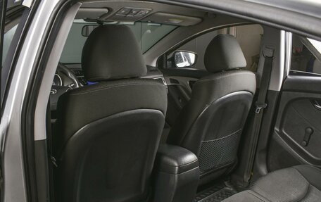 Hyundai Elantra V, 2011 год, 799 000 рублей, 11 фотография