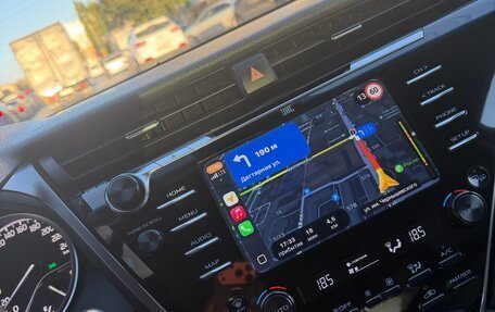 Toyota Camry, 2018 год, 2 950 000 рублей, 6 фотография