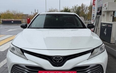 Toyota Camry, 2018 год, 2 950 000 рублей, 3 фотография