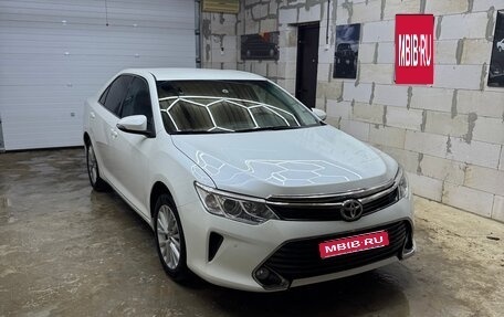 Toyota Camry, 2015 год, 2 250 000 рублей, 1 фотография
