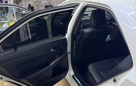 Toyota Camry, 2015 год, 2 250 000 рублей, 13 фотография