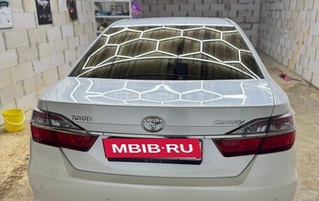 Toyota Camry, 2015 год, 2 250 000 рублей, 5 фотография