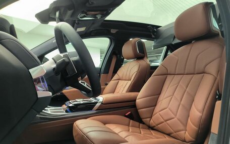 BMW 7 серия, 2025 год, 28 990 000 рублей, 17 фотография