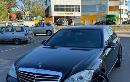 Mercedes-Benz S-Класс, 2007 год, 1 180 000 рублей, 1 фотография