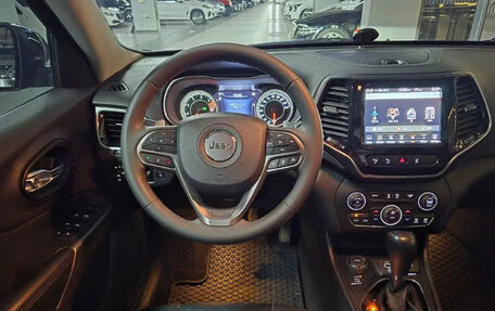 Jeep Cherokee, 2022 год, 1 930 000 рублей, 10 фотография