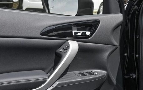 Mitsubishi Eclipse Cross, 2025 год, 3 360 469 рублей, 24 фотография