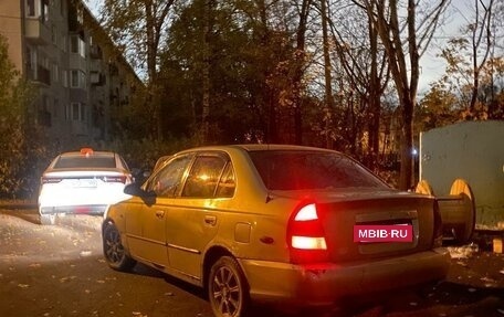 Hyundai Accent II, 1999 год, 100 000 рублей, 2 фотография