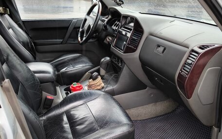 Mitsubishi Montero III, 2000 год, 910 000 рублей, 9 фотография