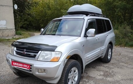 Mitsubishi Montero III, 2000 год, 910 000 рублей, 2 фотография