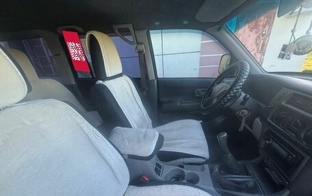 Mitsubishi Pajero Sport II рестайлинг, 2002 год, 700 000 рублей, 27 фотография