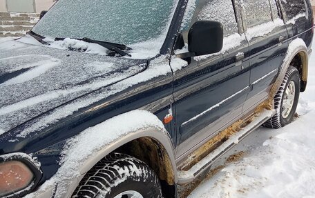 Mitsubishi Pajero Sport II рестайлинг, 2002 год, 700 000 рублей, 30 фотография