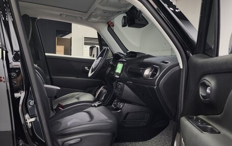 Jeep Renegade I рестайлинг, 2022 год, 2 393 000 рублей, 12 фотография