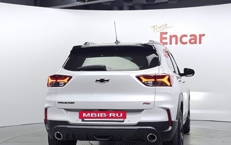 Chevrolet TrailBlazer, 2022 год, 1 873 000 рублей, 4 фотография