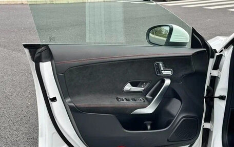 Mercedes-Benz CLA, 2021 год, 2 400 555 рублей, 13 фотография