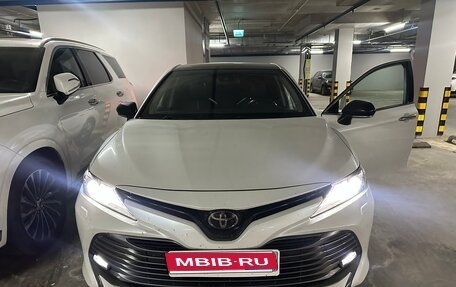 Toyota Camry, 2020 год, 3 100 000 рублей, 1 фотография