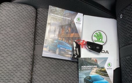 Skoda Octavia IV, 2022 год, 2 232 000 рублей, 10 фотография