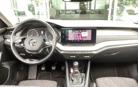 Skoda Octavia IV, 2022 год, 2 232 000 рублей, 12 фотография