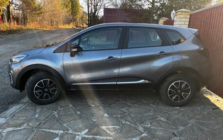 Renault Kaptur I рестайлинг, 2017 год, 1 490 000 рублей, 12 фотография