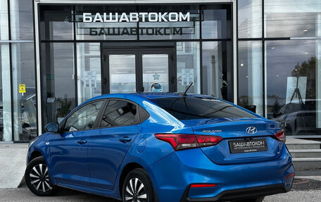 Hyundai Solaris II рестайлинг, 2018 год, 1 050 000 рублей, 5 фотография