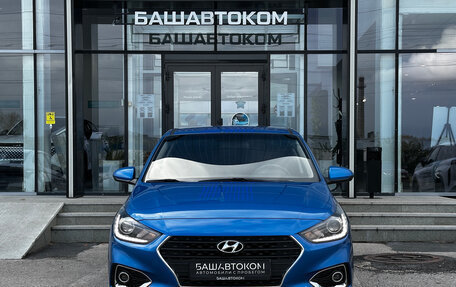 Hyundai Solaris II рестайлинг, 2018 год, 1 050 000 рублей, 2 фотография