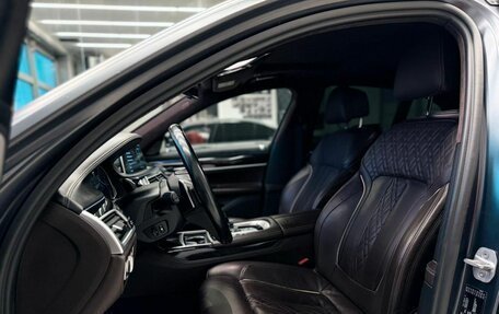 BMW 7 серия, 2017 год, 4 200 000 рублей, 13 фотография