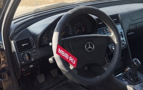 Mercedes-Benz C-Класс, 2000 год, 550 000 рублей, 9 фотография