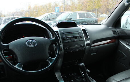 Toyota Land Cruiser Prado 120 рестайлинг, 2004 год, 1 750 000 рублей, 4 фотография