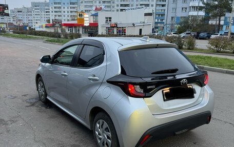 Toyota Yaris, 2020 год, 1 250 000 рублей, 7 фотография