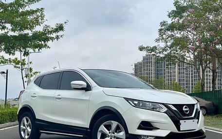 Nissan Qashqai, 2022 год, 1 970 000 рублей, 2 фотография