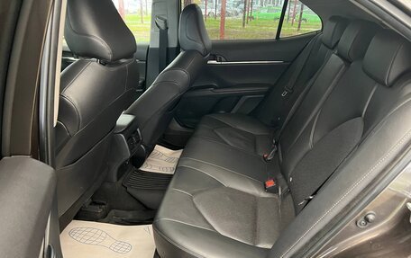 Toyota Camry, 2022 год, 3 006 000 рублей, 8 фотография