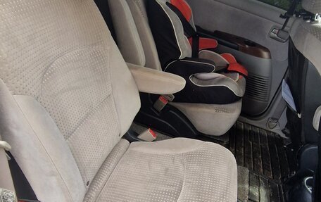 Mitsubishi Grandis, 2004 год, 530 000 рублей, 10 фотография