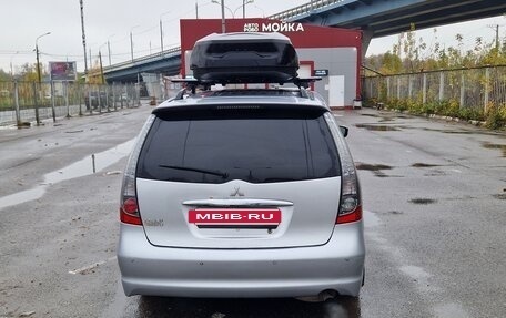 Mitsubishi Grandis, 2004 год, 530 000 рублей, 5 фотография