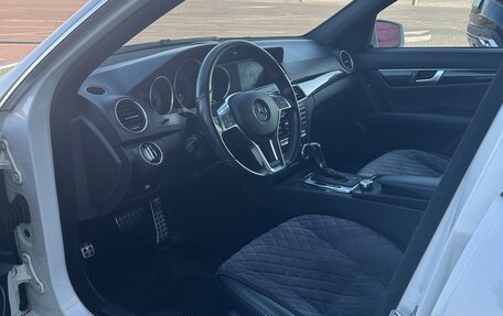 Mercedes-Benz C-Класс, 2011 год, 1 360 000 рублей, 3 фотография