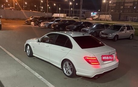 Mercedes-Benz C-Класс, 2011 год, 1 360 000 рублей, 16 фотография