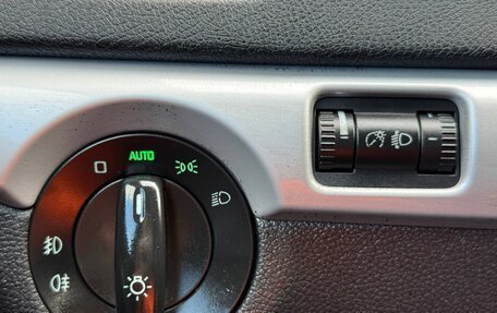 Skoda Yeti I рестайлинг, 2011 год, 990 000 рублей, 24 фотография